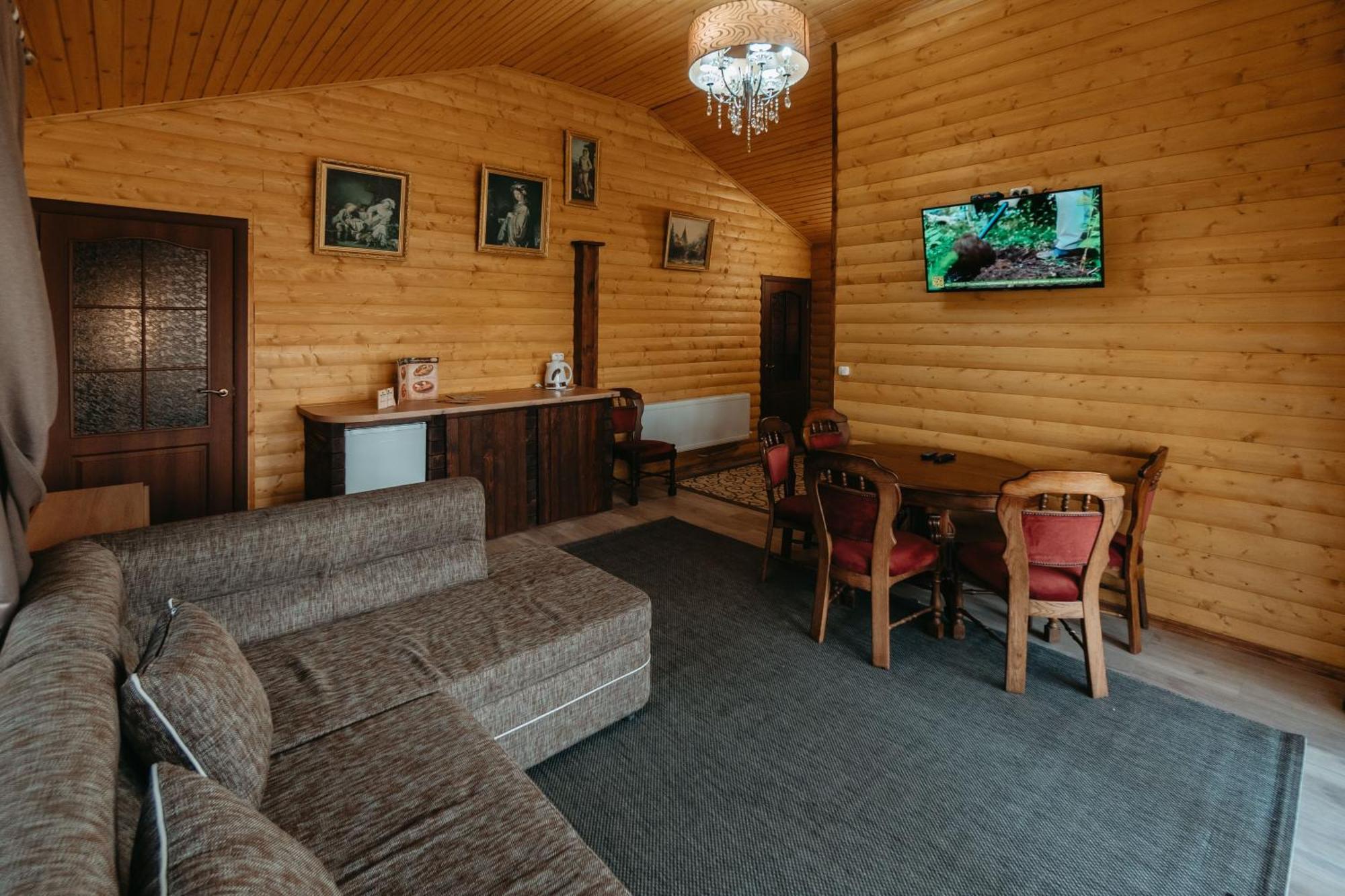 Сasa de vacaciones Poiana Bradului Complex Hotelier & Restaurant *